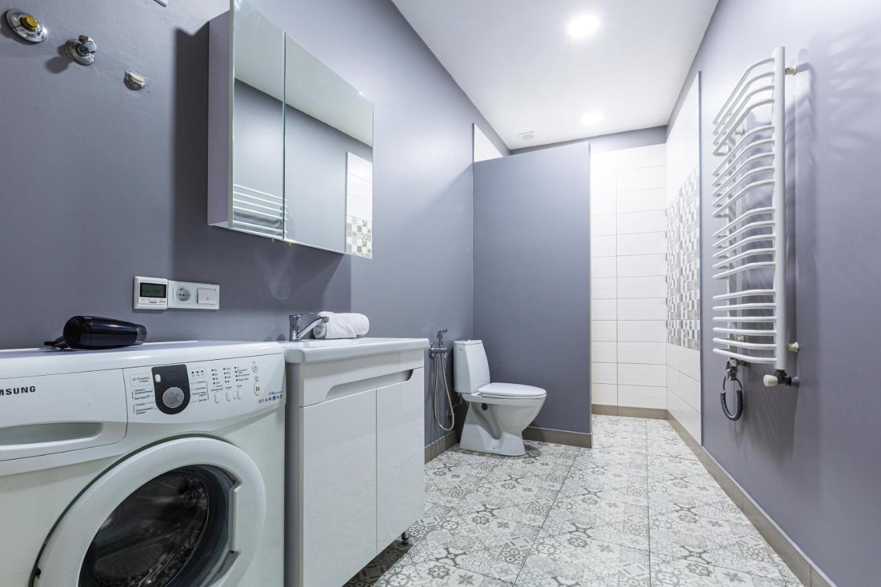 Vodna White Apartment Lviv Exteriör bild