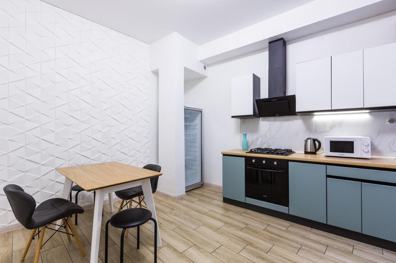 Vodna White Apartment Lviv Exteriör bild