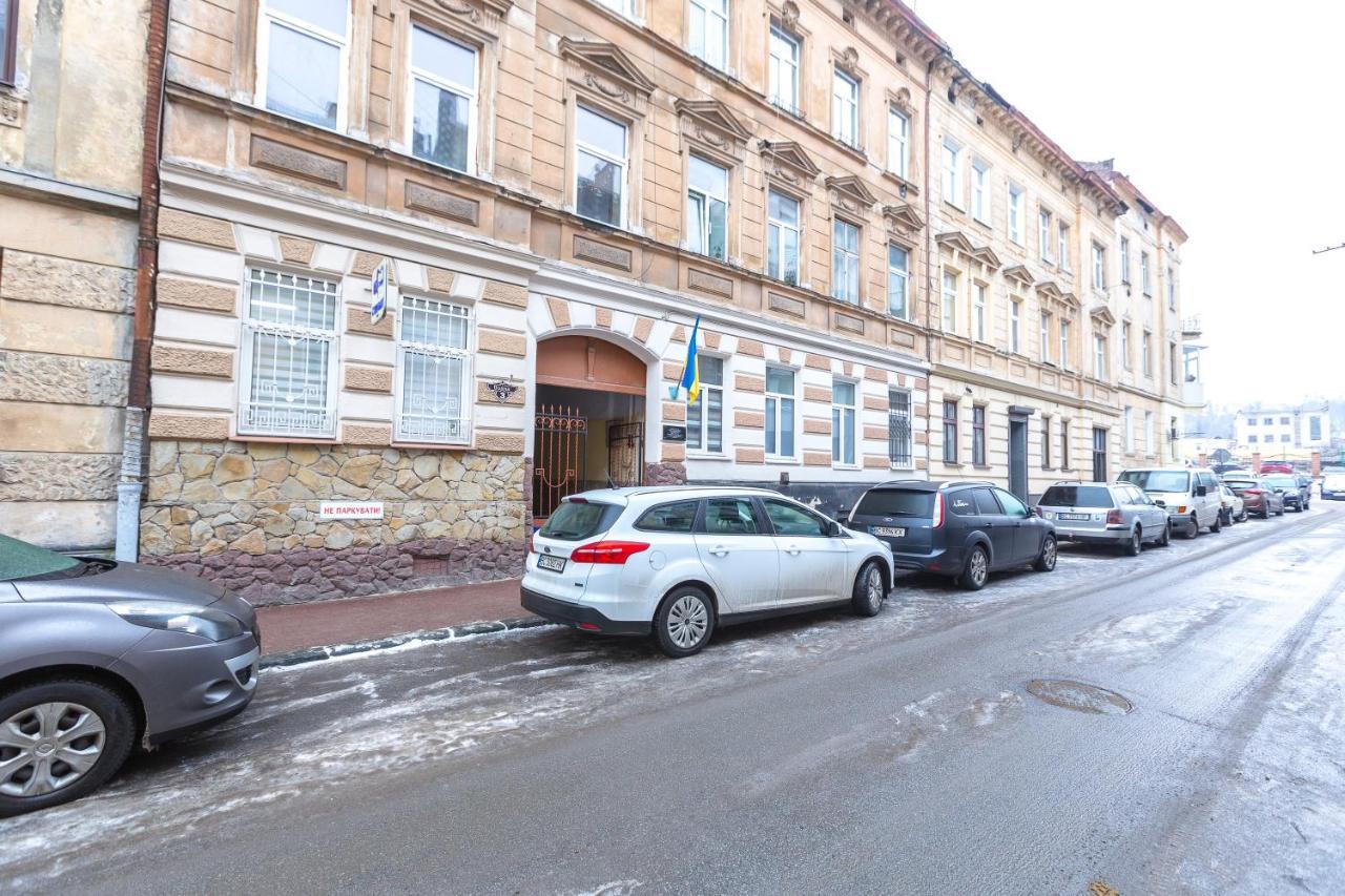 Vodna White Apartment Lviv Exteriör bild