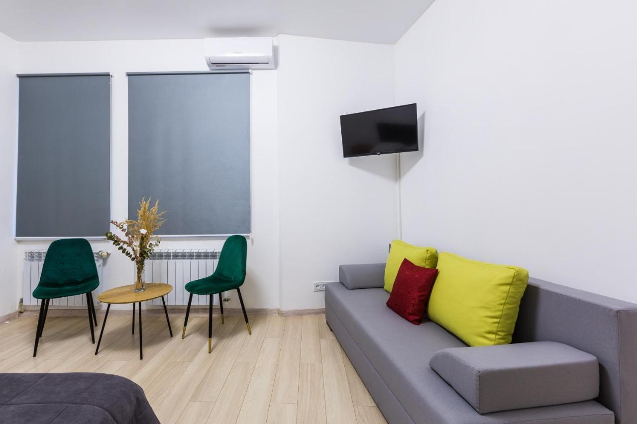Vodna White Apartment Lviv Exteriör bild